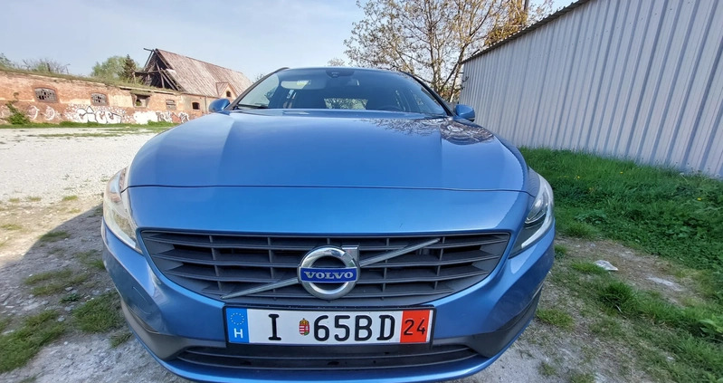 Volvo V60 cena 42900 przebieg: 163200, rok produkcji 2016 z Grodków małe 742